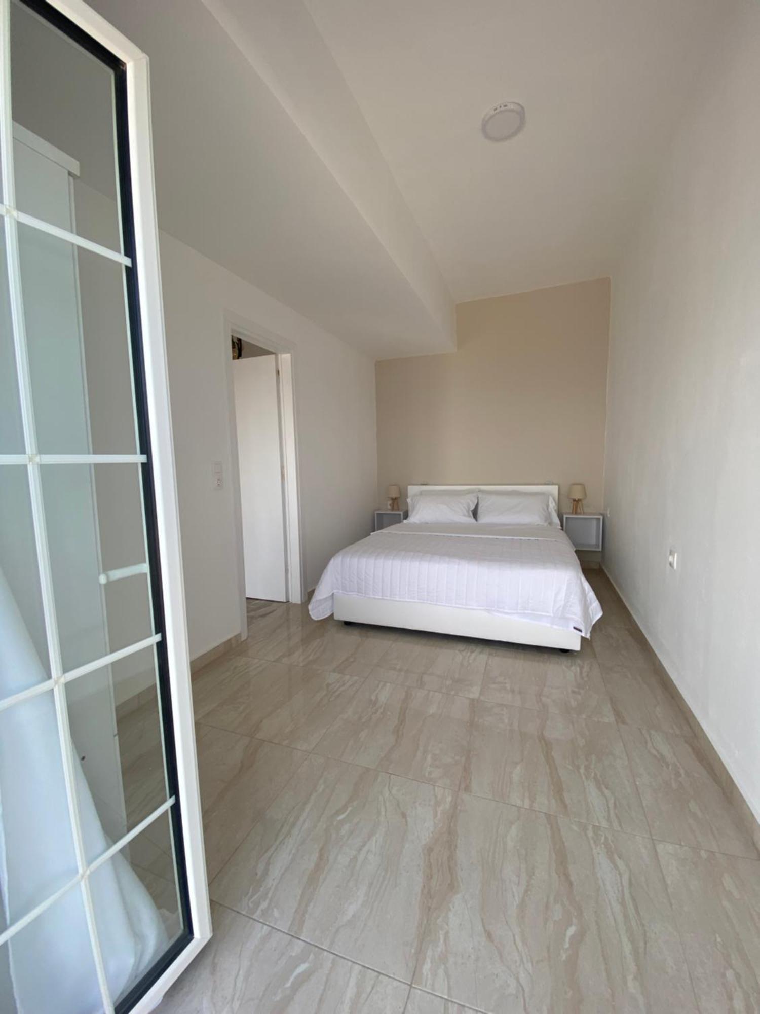 Avra Sfakia Apartments Khora Sfakion Exterior photo
